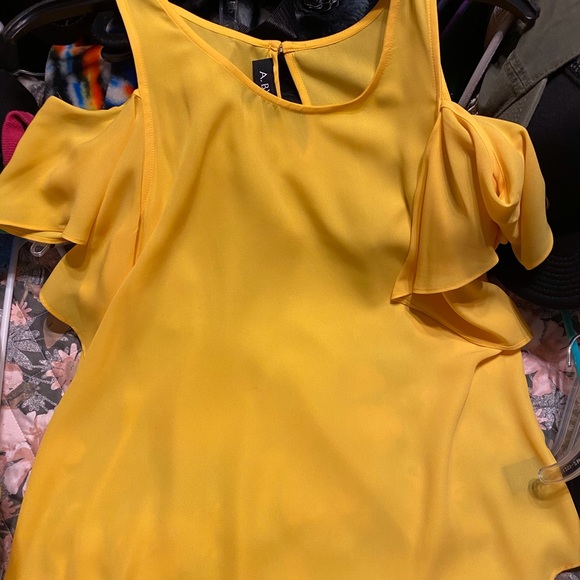 Yellow Cut Out Shoulder Blouse - Picture 2 of 3